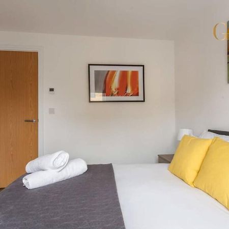 2 Bedroom Apartment Chapel Riverside At Goshen Property Serviced Accommodation Southampton, Free Wifi & Parking Ngoại thất bức ảnh