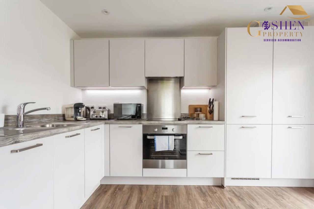 2 Bedroom Apartment Chapel Riverside At Goshen Property Serviced Accommodation Southampton, Free Wifi & Parking Ngoại thất bức ảnh